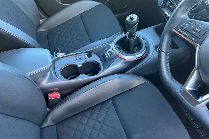 Nissan Juke 1.0 Dig-t 114 Tekna DY22ZYF  #6