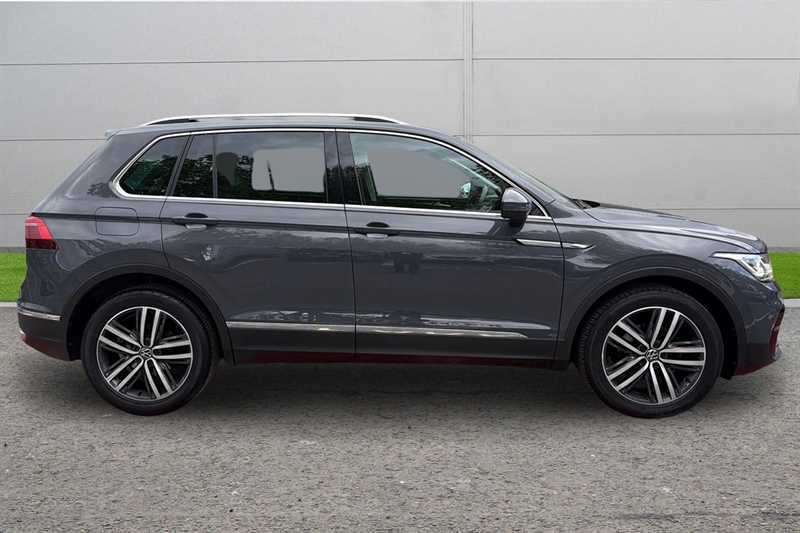 Volkswagen Tiguan 1.5 Tsi 150 Elegance Dsg Grey #3