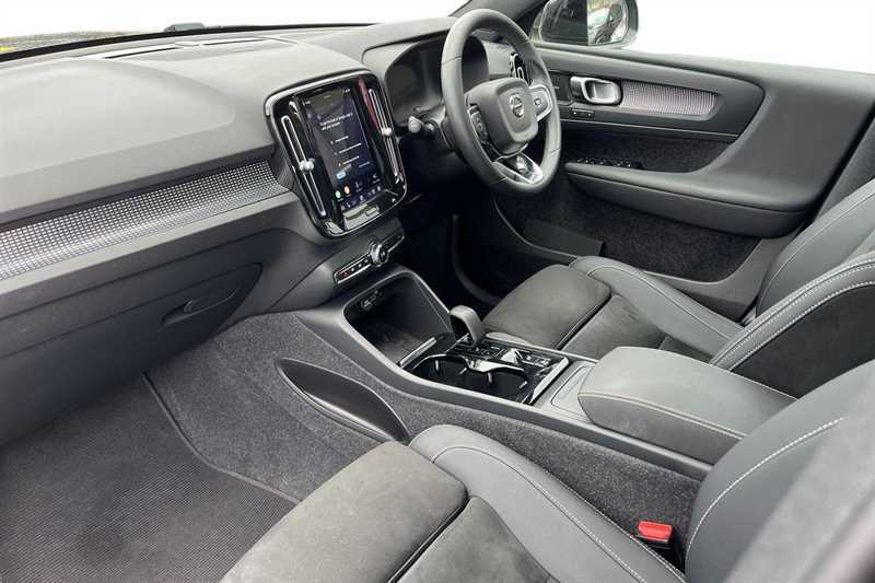 Volvo XC40 Suv #7