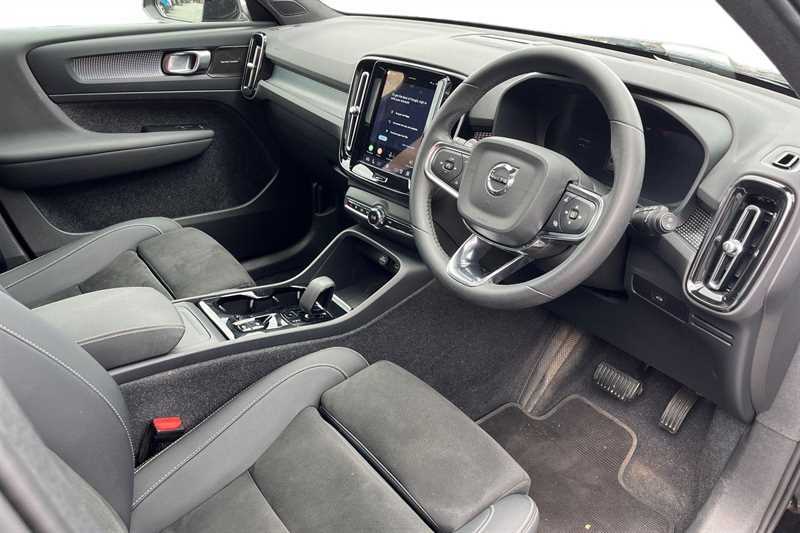 Volvo XC40 Suv #8
