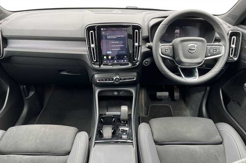 Volvo XC40 Suv #9