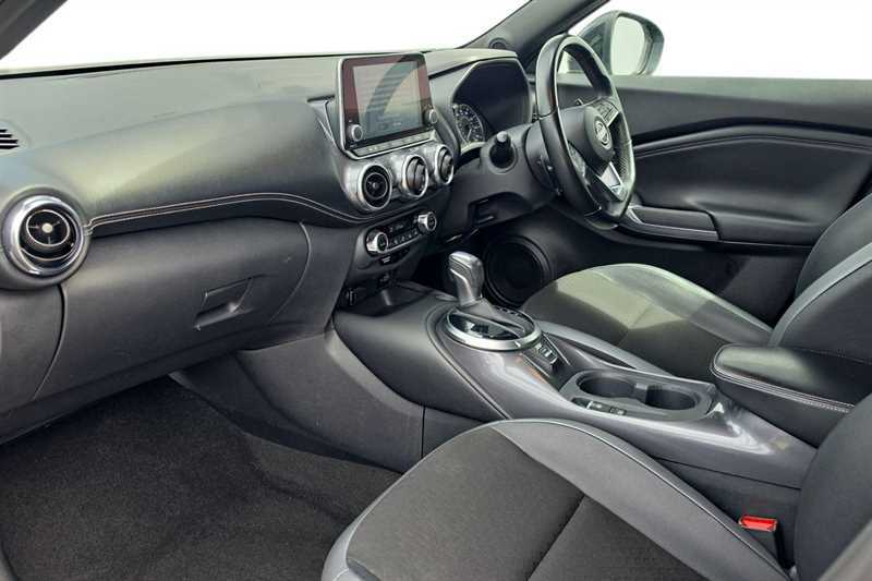 Nissan Juke 1.0 Dig-t 114 N-connecta Dct MM23XHE Silver #2