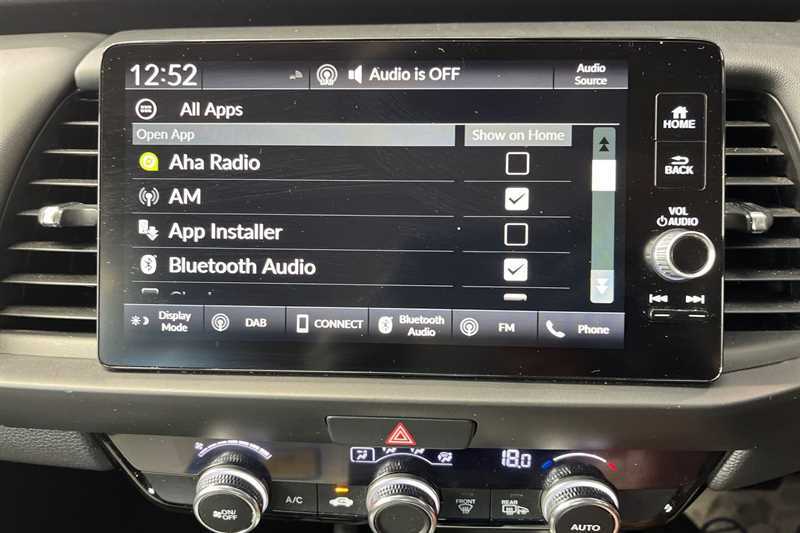 Honda Jazz 1.5 I-mmd Hybrid Sr Ecvt EA22SFE Red #6