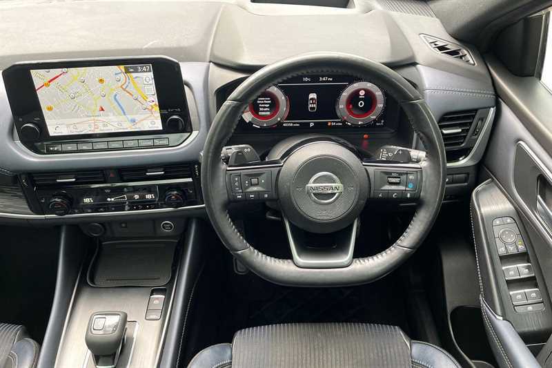 Nissan Qashqai 1.3 Dig-t Mh 158 Tekna Xtronic WU22TXH White #5