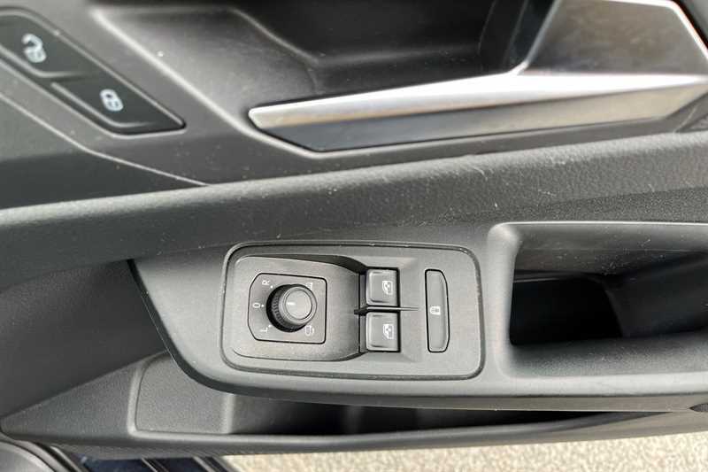 Ford Tourneo Connect Connect Active Ecoblue 2.0 Grey #18