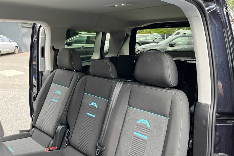 Ford Tourneo Connect Connect Active Ecoblue 2.0 Grey #41