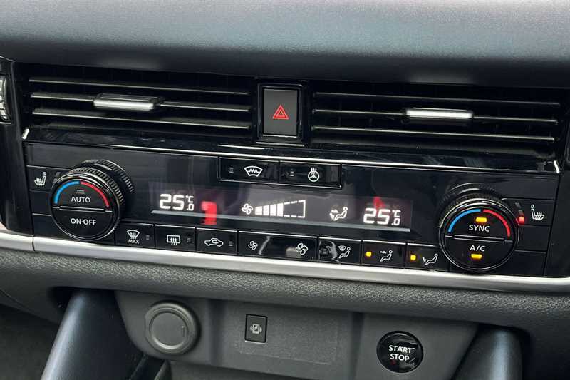Nissan Qashqai 1.5 E-power Tekna FR23EWV Blue #2