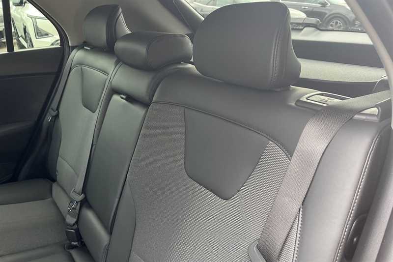 Kia Niro 2 5-Door Black #22