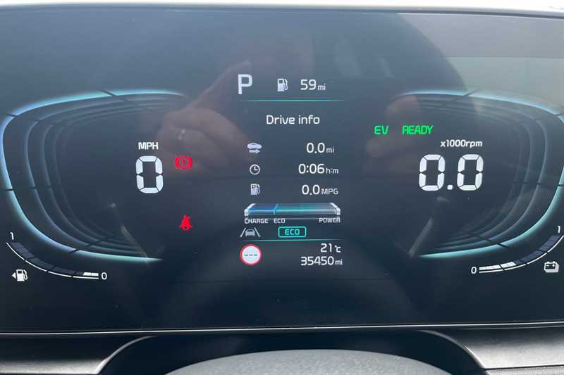 Kia Niro 2 5-Door Black #17