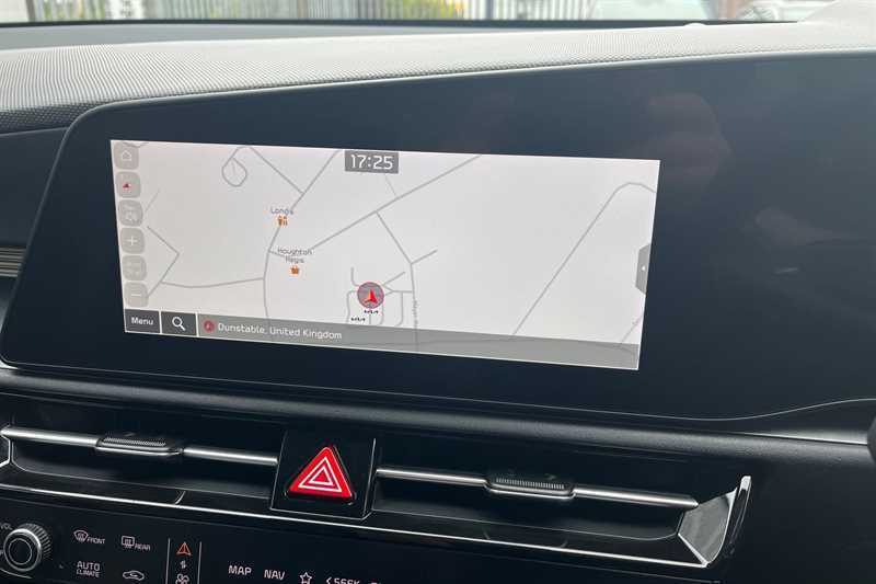 Kia Niro 2 5-Door Black #13