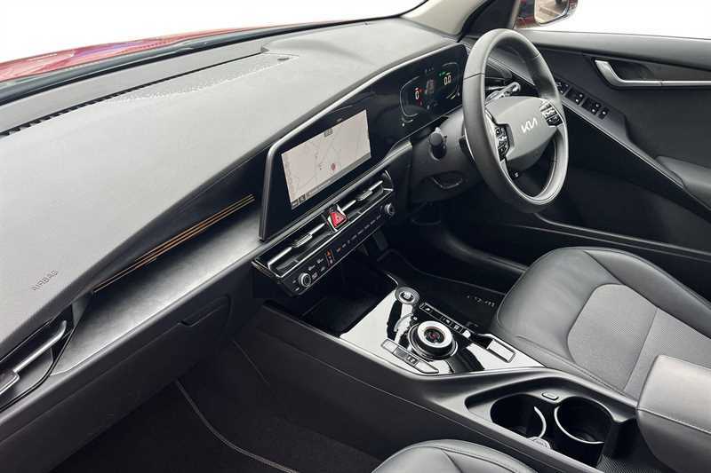 Kia Niro 2 5-Door Black #10