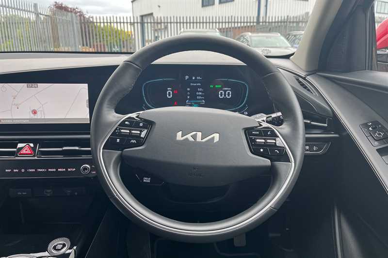 Kia Niro 2 5-Door Black #18