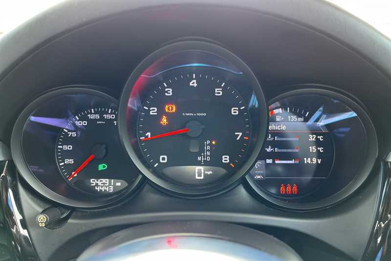 Porsche Macan 5dr Pdk White #2