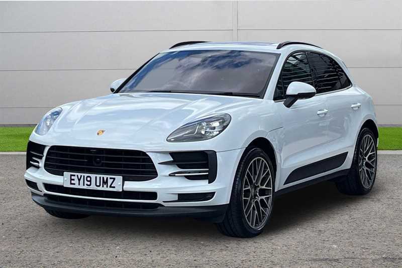 Porsche Macan 5dr Pdk White