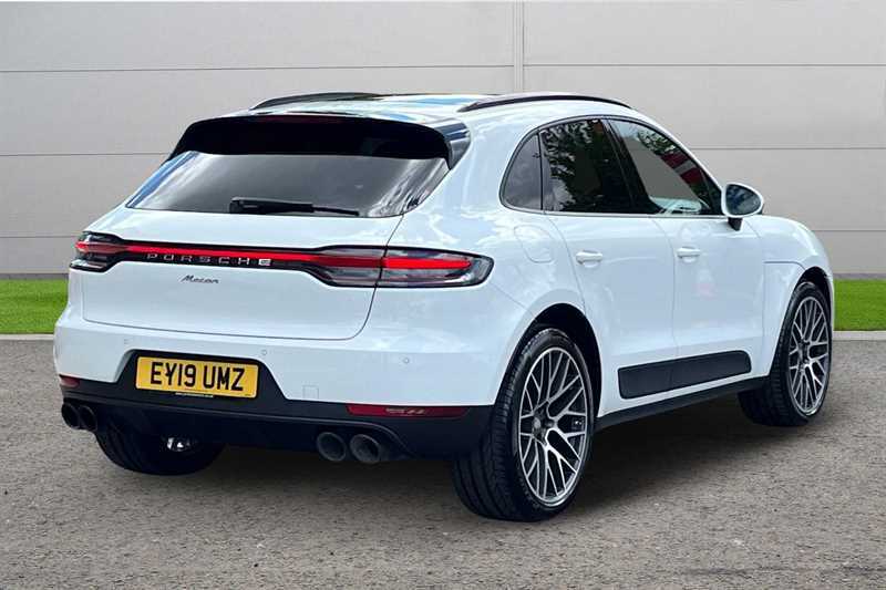 Porsche Macan 5dr Pdk White #3