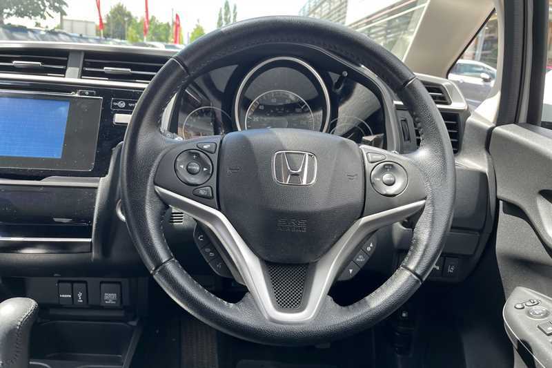 Honda Jazz 1.3 I-vtec Ex Cvt White #2