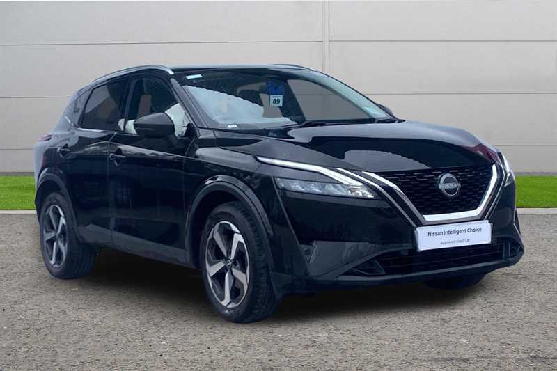Nissan Qashqai 1.3 Dig-t Mh N-connecta DN24BZO Black