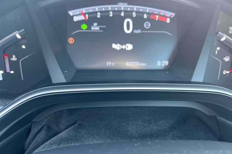 Honda Cr-V 1.5 Vtec Turbo Ex Red #2