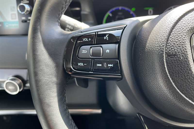 Honda Hr-V Advance White #17