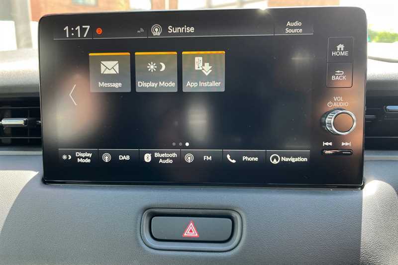 Honda Hr-V Advance White #33