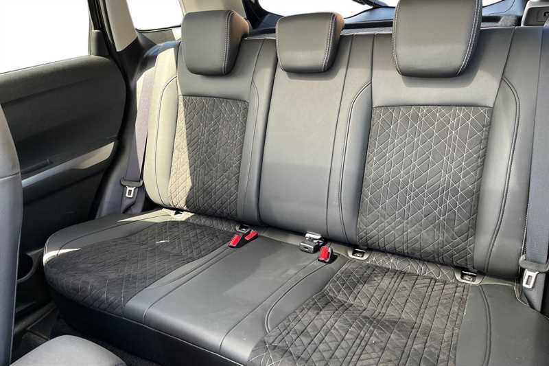 Suzuki Vitara 1.4 Boosterjet Mild Hybrid Motion White #8