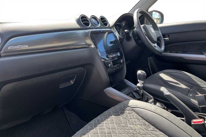 Suzuki Vitara 1.4 Boosterjet Mild Hybrid Ultra Allgrip Black #2