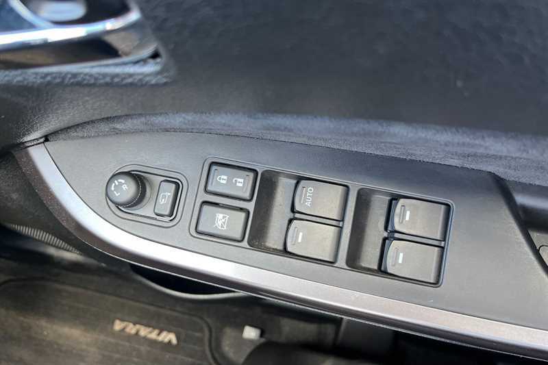 Suzuki Vitara 1.4 Boosterjet Mild Hybrid Motion White #18