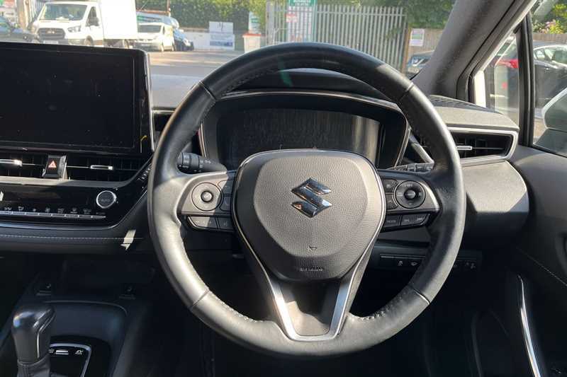 Suzuki Swace 1.8 Hybrid Motion Cvt White #2