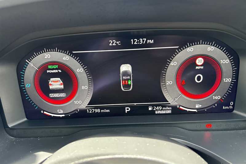 Nissan Qashqai 1.5 E-power Tekna WK73YNX Black #4