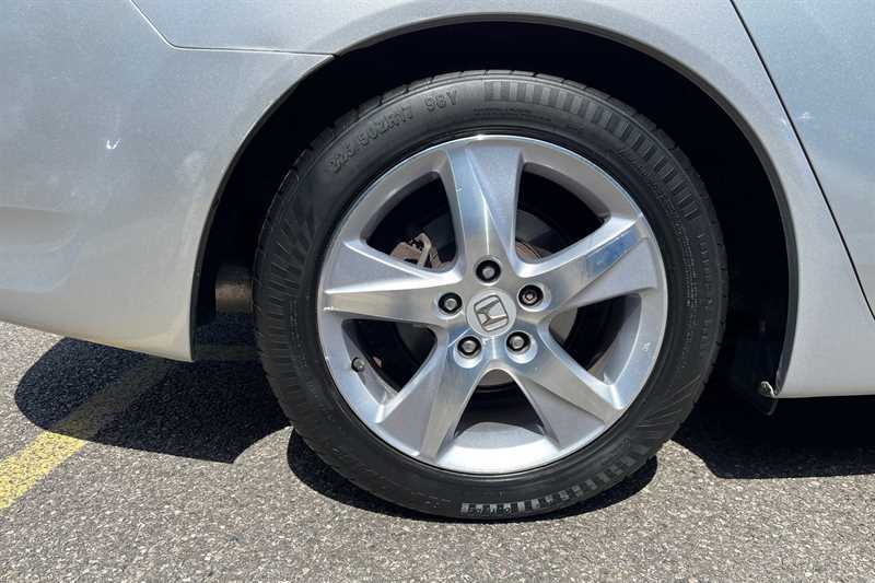 Honda Accord 2.2 I-dtec Es Silver #28