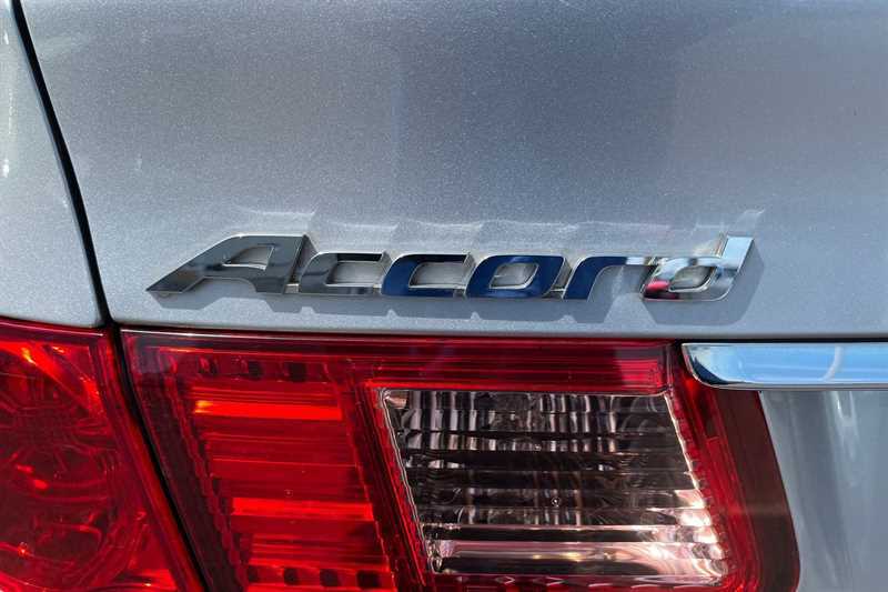 Honda Accord 2.2 I-dtec Es Silver #12