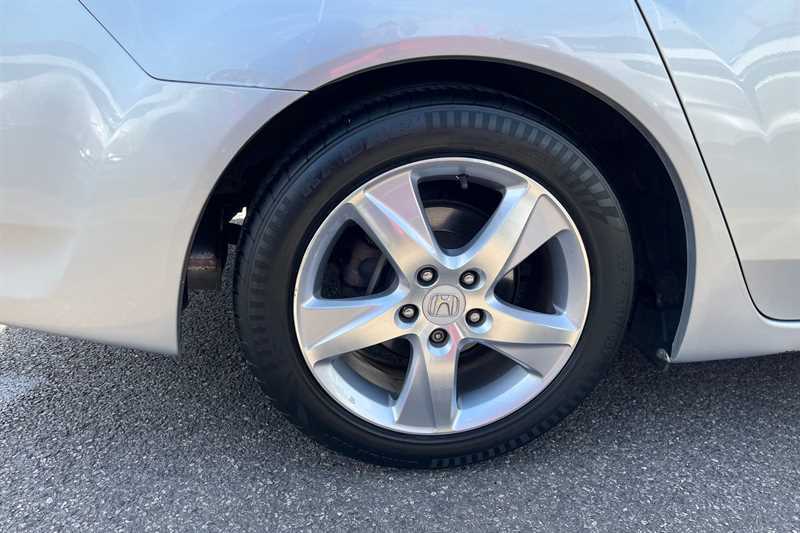 Honda Accord 2.2 I-dtec Es Silver #14