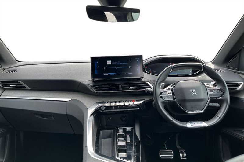 Peugeot 5008 1.2 Puretech Gt Premium Eat8 White #4