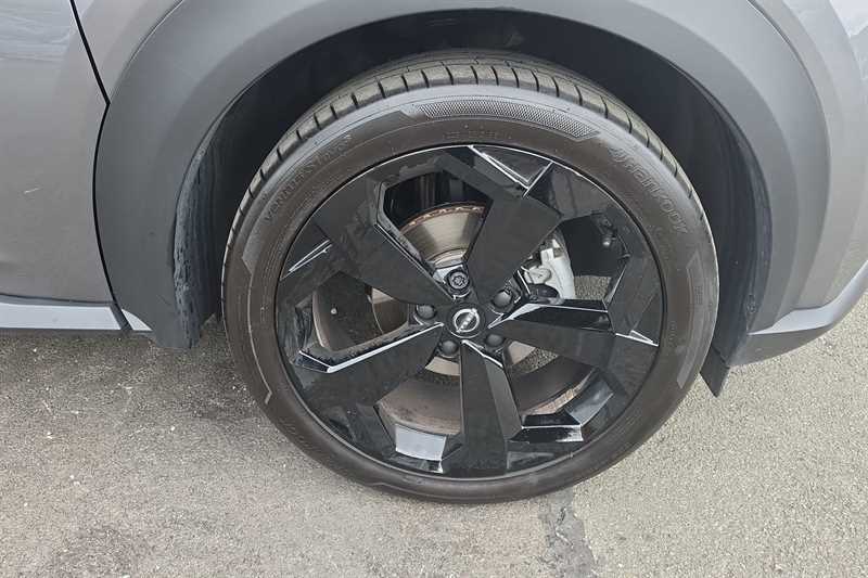 Nissan Juke 1.6 Hybrid Tekna BT75DFP Grey #6