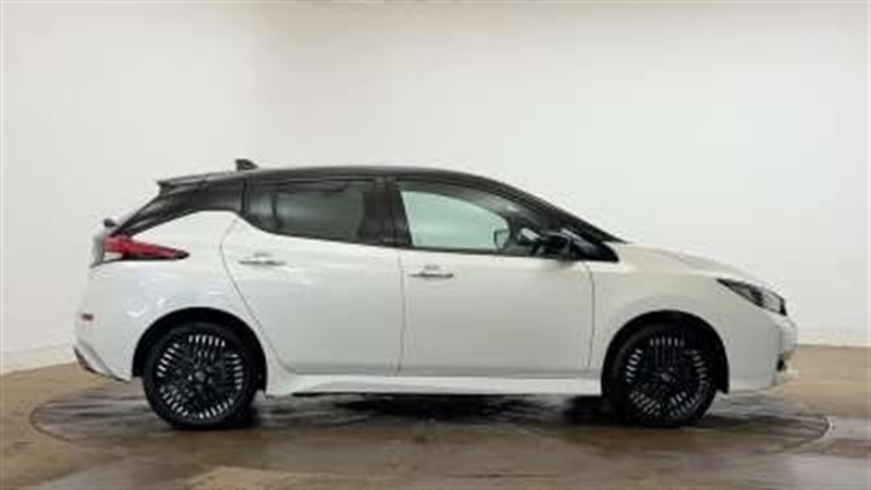 Nissan Leaf 160Kw E Tekna 59Kwh Black #4