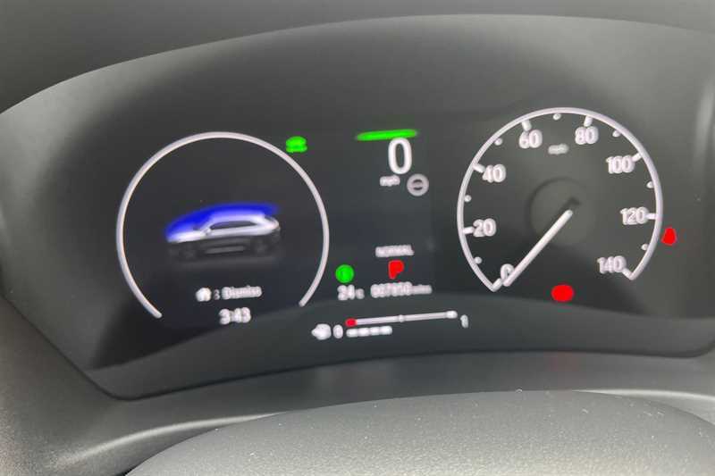 Honda Hr-V 1.5 Ehev Advance Cvt Red #3