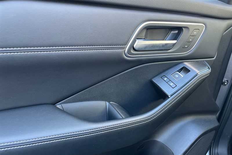 Nissan X-Trail Tekna Grey #39