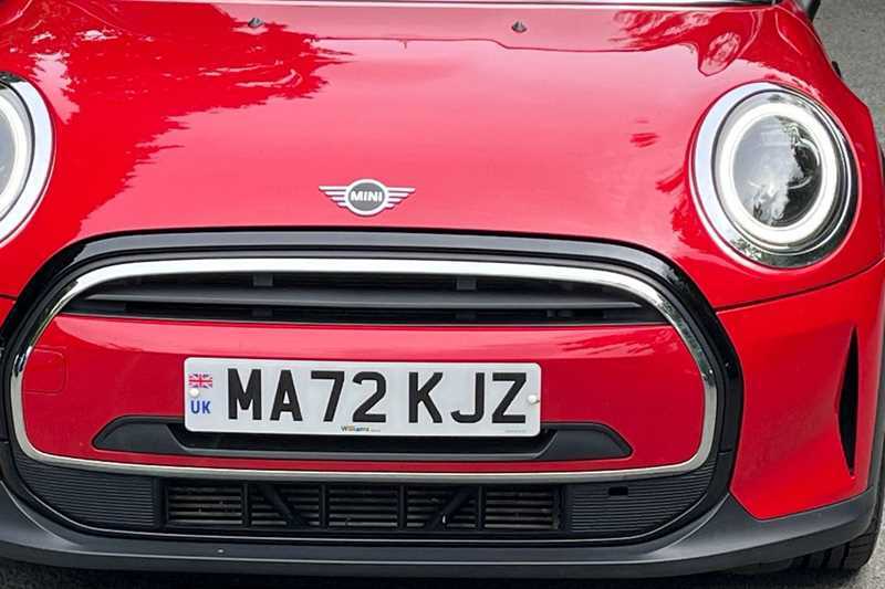 Mini Convertible Cooper Exclusive Steptronic Euro 6 2-Door Black #39