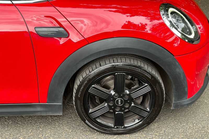 Mini Convertible Cooper Exclusive Steptronic Euro 6 2-Door Black #45
