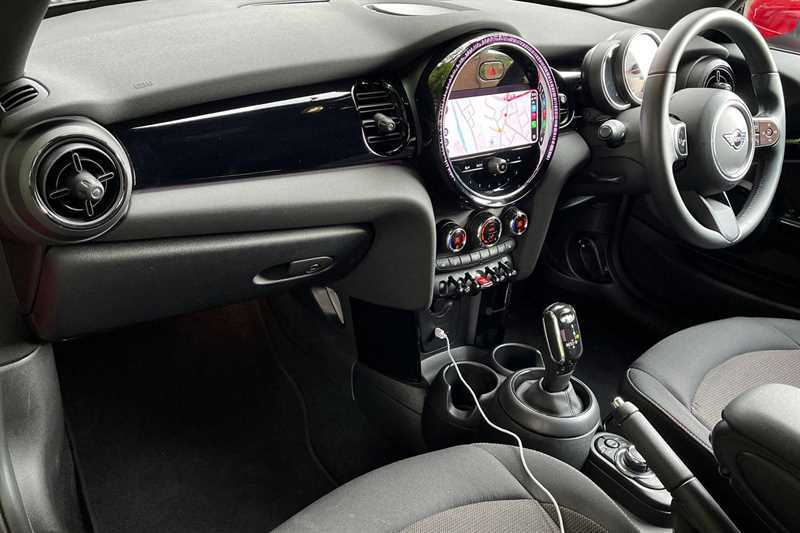 Mini Convertible Cooper Exclusive Steptronic Euro 6 2-Door Black #7