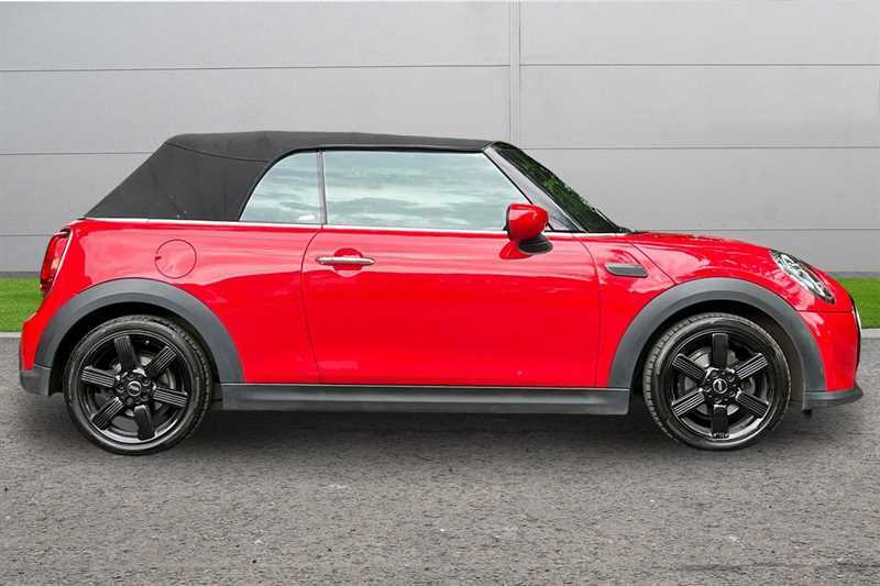 Mini Convertible 1.5 Cooper Classic Red #3