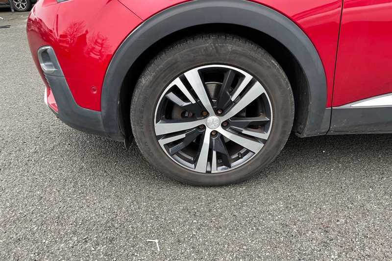Peugeot 3008 1.2 Puretech Gt Line Red #6