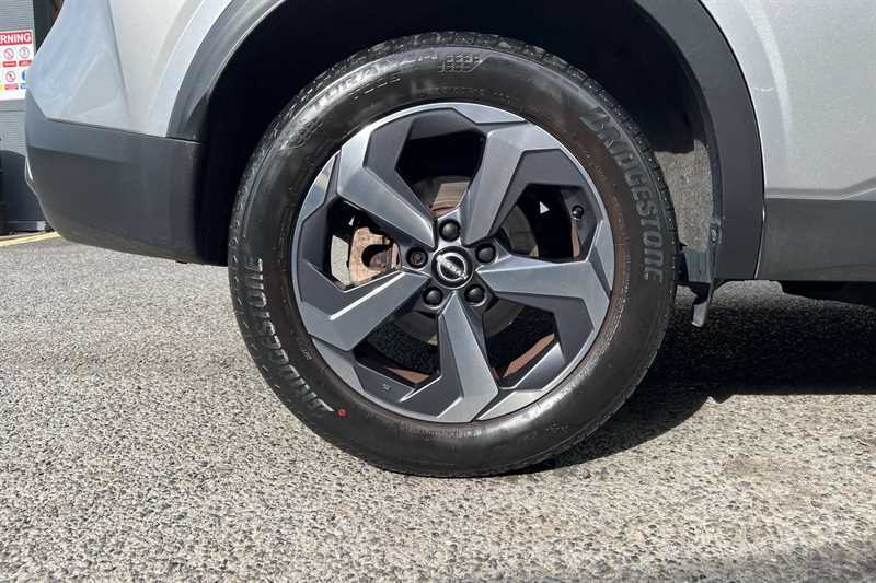 Nissan Qashqai 1.3 Dig-t Mh 158 N-connecta Xtronic CK23WTA Silver #6