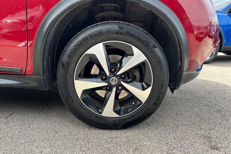 Nissan Juke 1.6 112 Bose Personal Edition Red #6
