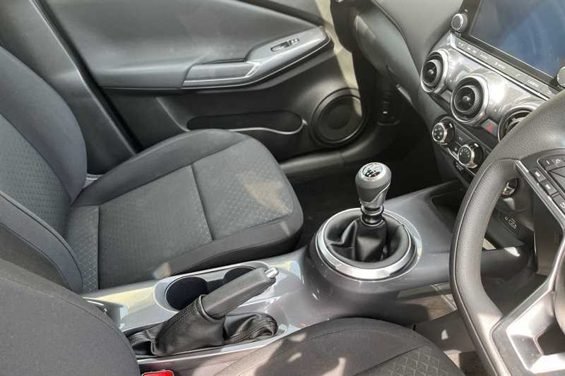 Nissan Juke 1.0 Dig-t 114 Acenta SA72GCF  #6