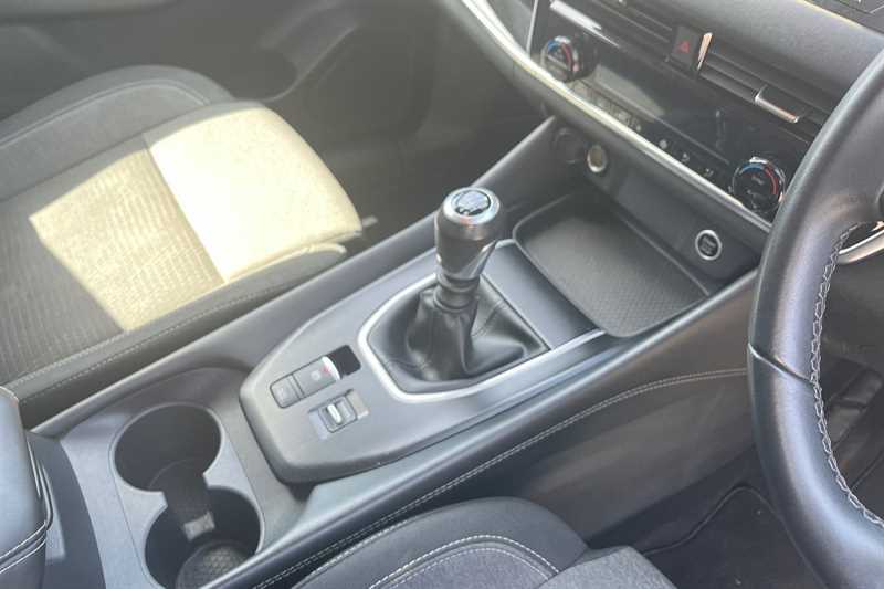 Nissan Qashqai 1.3 Dig-t Mh N-connecta PL72WWE Black #6