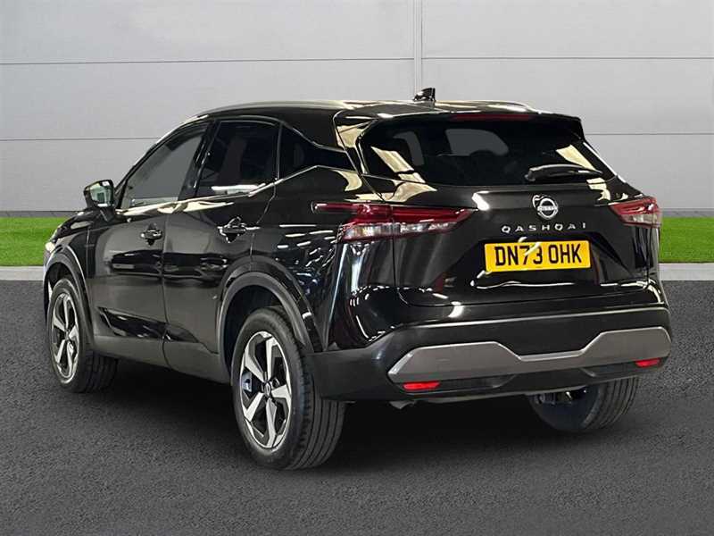 Nissan Qashqai 1.3 Dig-t Mh N-connecta DN73OHK Black #2