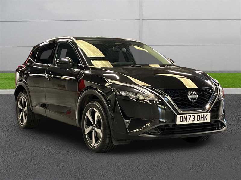 Nissan Qashqai 1.3 Dig-t Mh N-connecta DN73OHK Black