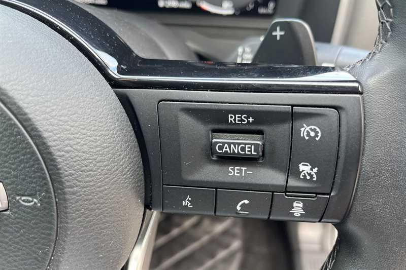 Nissan Qashqai 1.3 Dig-t Mh 158 N-connecta Xtronic DV24UWT Silver #6