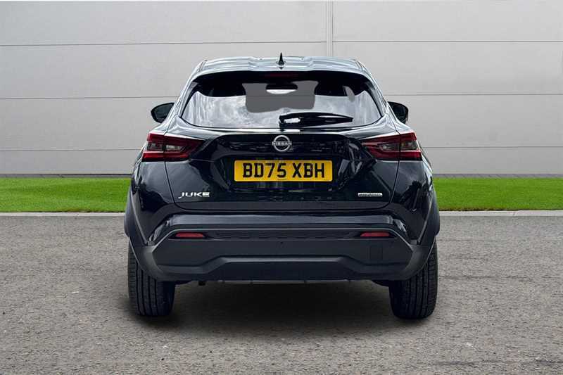 Nissan Juke 1.6 Hybrid Tekna BD75XBH Black #4